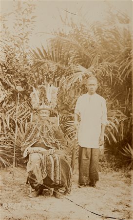  AUTORE NON IDENTIFICATO  - Onitsa + Cri , primi anni del '900.
stampa alla gelatina d'argento.