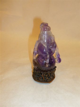 Bottiglia, Cina sec. XIX-XX, in quarzo ametista a forma di zucca simbolo...