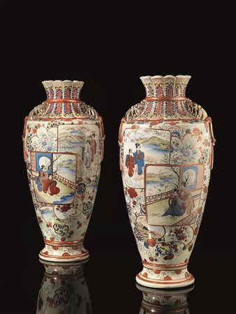 Coppia di vasi, Giappone sec. XIX-XX, in porcellana policroma, decorati con...