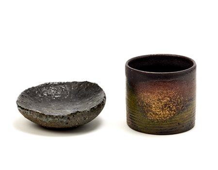 Nanni Valentini Lotto composto da una piccola coppa in terra refrattaria e un va