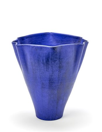 Marcello Fantoni Vaso in ceramica smaltata nei toni del blu e del nero. Italia,