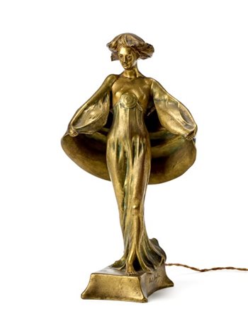 Karl Bergline Lampada da tavolo simbolista raffigurante una figura femminile con