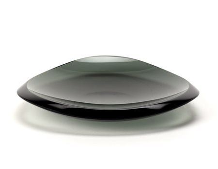 Fontana Arte Posacenere di forma triangolare stondata in cristallo fumè. Milano,