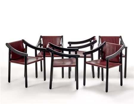 Vico Magistretti Sei sedie modello "905". Produzione Cassina, Meda, 1964. Faggio