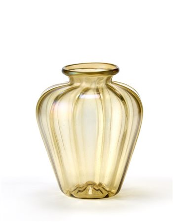 Manifattura di Murano Vaso in vetro soffiato pagliesco con corpo a costolature a