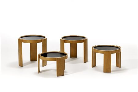 Gianfranco Frattini Tavolini componibili modello "780". Produzione Cassina, Meda