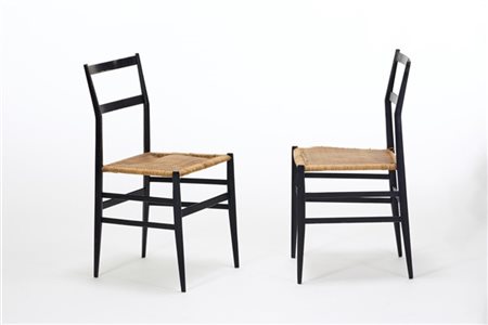 Gio Ponti Coppia di sedie modello "Superleggera". Produzione Cassina, Meda, 1957