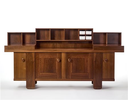 Silvio Coppola Credenza con parte inferiore a quattro ante, alzata con vani a gi