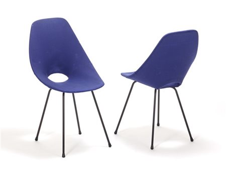 Vittorio Nobili Coppia di sedie modello "Medea". Produzione Fratelli Tagliabue,