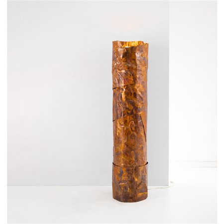 PAOLA D'AMORE, Lampada da terra