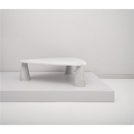 ANGELO MANGIAROTTI, Tavolo basso