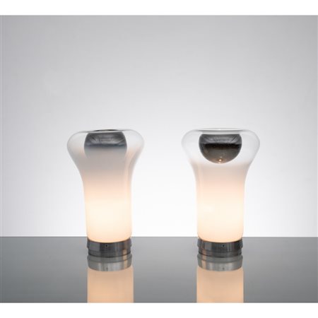 ANGELO MANGIAROTTI, Coppia di lampade da tavolo