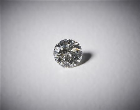  . - Diamante bianco taglio a brillante kt: 0,36.
Colore: FGVVS .