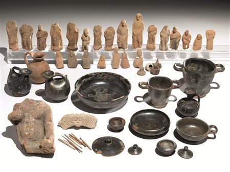 La collezione di un amatoreMateria e tecnica: impasto ricco di inclusi...