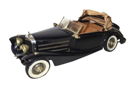 Modellino Mercedes 500k - ak cabriolet in plastica , 1935