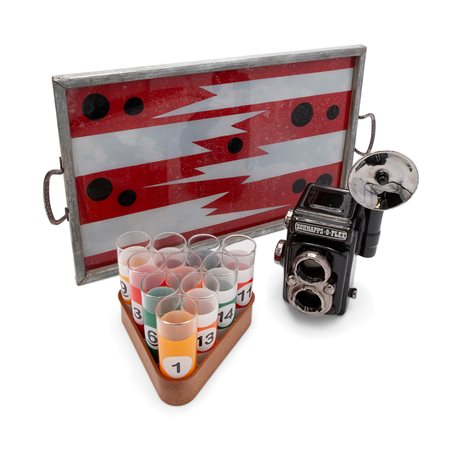 Set di bicchieri da shot, una fiasca in ceramica  e un vassoio