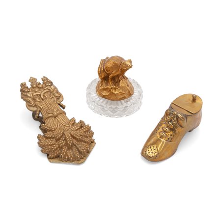 Set da scrivania in metallo dorato e vetro