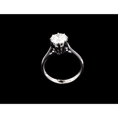 ANELLO in oro 18 KT con brillante ct. 1,50, J color SI1