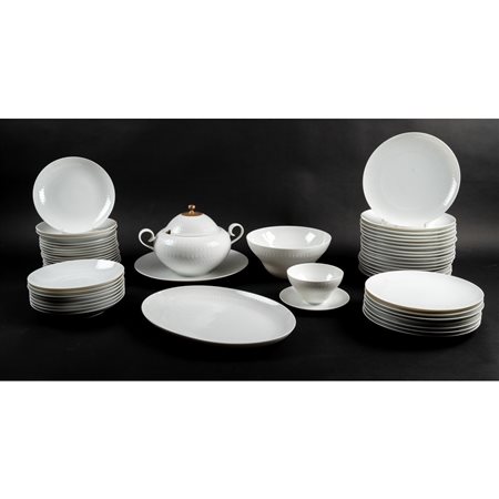 ROSENTHAL 
Servizio di piatti in porcellana
