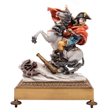 SCULTURA in porcellana policroma di Capodimonte