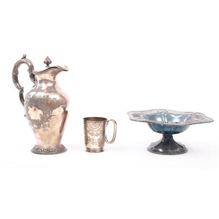 BROCCA, BICCHIERE E CENTROTAVOLA