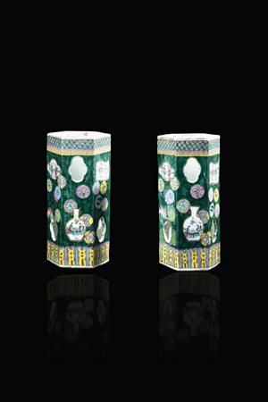 COPPIA DI PORTA CAPPELLI