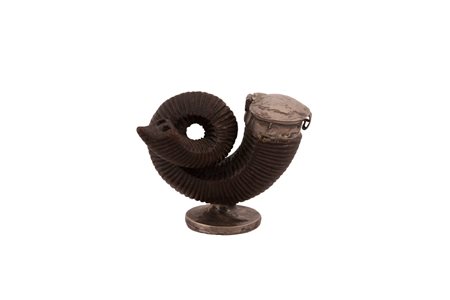  
Tabacchiera per tabacco da fiuto da tavolo fatta a forma di proboscide in legno e coperchio in argento  XIX secolo
 cm 7x8x4