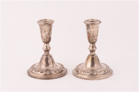  
Candelieri in argento sterling 925 XIX Sec.
 altezza cm 14; peso lordo g 708 ca