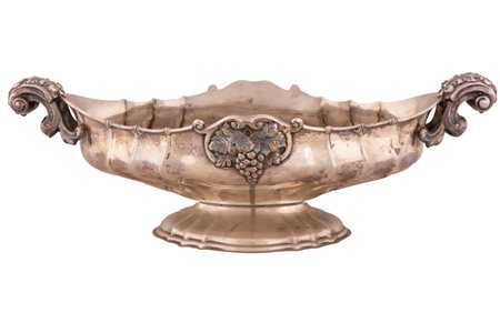  
Centro tavola in argento Jatta 
 cm 14x45x21