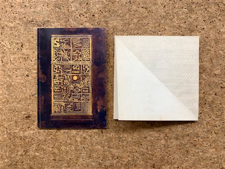 ARNALDO POMODORO - Lotto unico di 2 cataloghi