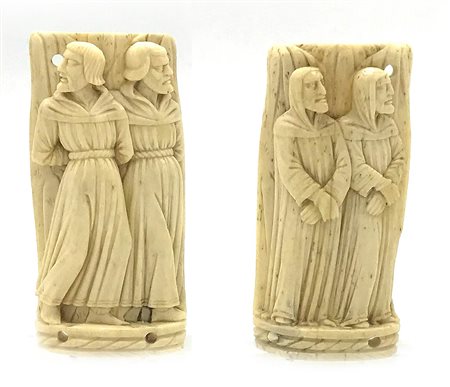 Scuola Italiana del XV secolo COPPIA DI FRAMMENTI DI COFANETTO TIPO EMBRIACHI...