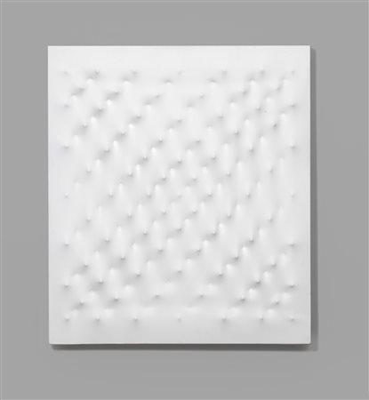 CASTELLANI ENRICO (1930 - 2017) - Superficie bianca.