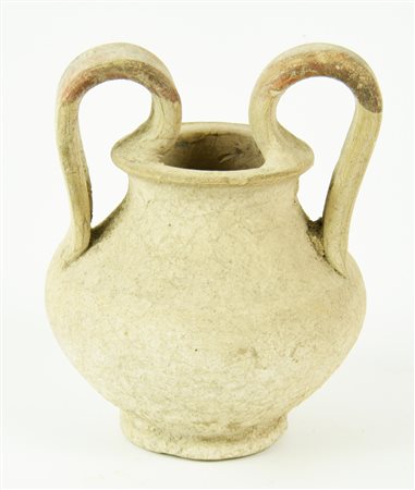 ANFORETTA ACROMA DATAZIONE: III sec. a. C. MATERIA E TECNICA: argilla...