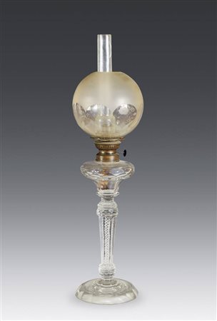 LAMPADA<BR>"Lume a petrolio in cristallo" fine '800