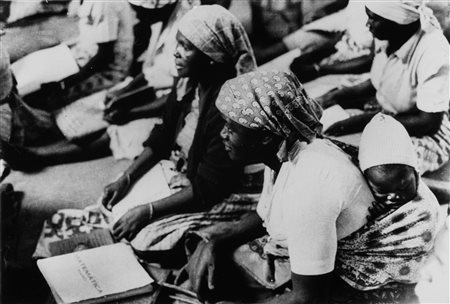 Ricardo Rangel, Alfabetizzazione