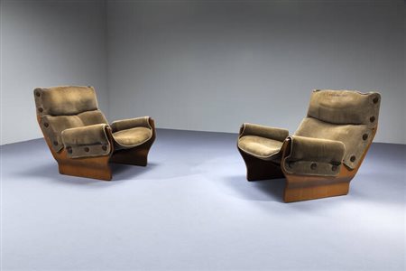 OSVALDO BORSANI<BR>Coppia di poltrone P110 Canada