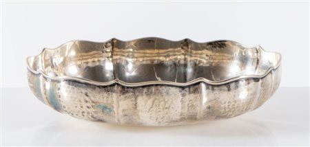 ZANOVELLO BRUNO, Padova, dal 1968. Ciotola in argento 800. Sulla base reca...
