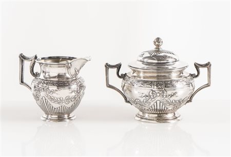 MOSGAU FRANZ, Berlino, XX secolo. Lotto composto da lattiera e zuccheriera in...