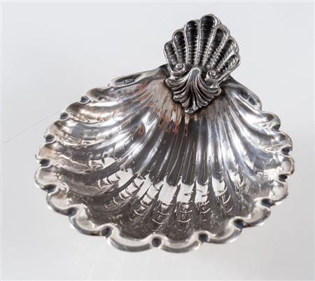 BRANDIMARTE, Firenze, dal 1968. Ciotola a forma di conchiglia in argento 800....