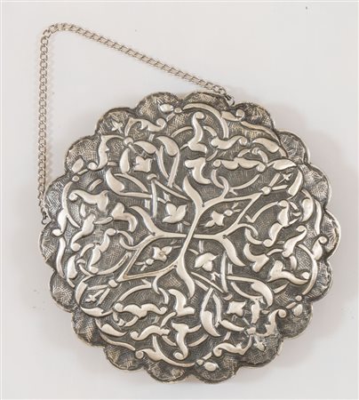 Turchia, 1923 - 1939. Specchio nuziale in argento 900. Reca punzoni: 900 e...