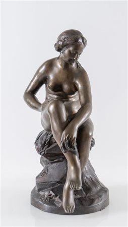 Scultura in bronzo a firma Falconet. Copia della fine XIX - inizio XX secolo....