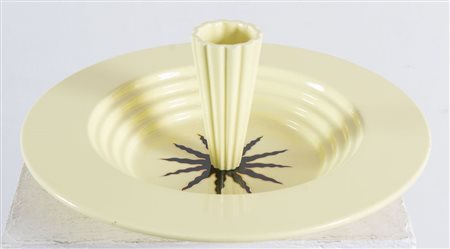 UGO LA PIETRA (Bussi sul Tirino 1938) Vaso con piatto in ceramica smaltata...