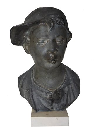 Giovanni De Martino (Napoli 1870-Napoli 1935)  - Scugnizzo napoletano con sigaretta