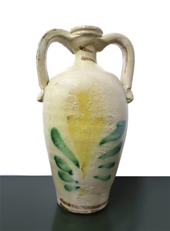 Brocca con manici in maiolica policroma di Caltagirone