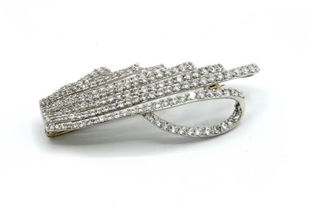 SPILLA IN ARGENTO in argento 925, con motivo a drappo impreziosita da...