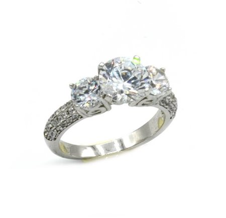 ANELLO IN ARGENTO CON ZIRCONE CENTRALE E DUE AI LATI in argento 925, con...