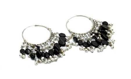 COPPIA DI ORECCHINI CON PERLE DI FIUME E PIETRE DURE