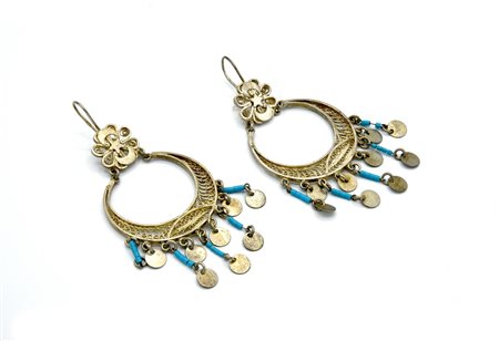 ORECCHINI A CERCHIO CON DECORAZIONI FLOREALI E PERLINE lunghezza 9