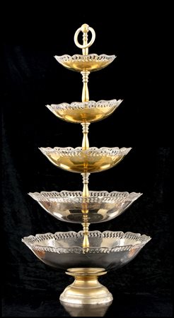  Fruttiera in metallo argentato, XX secolo