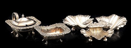 Cinque saliere in metallo argentato, XX secolo